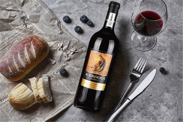 玖鹰百瑞列庄红酒